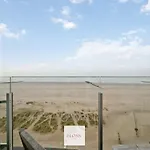 Mare By Bloss, Frontal Sea View In Nieuport