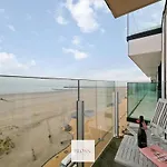 Mare By Bloss, Frontal Sea View In Appartement